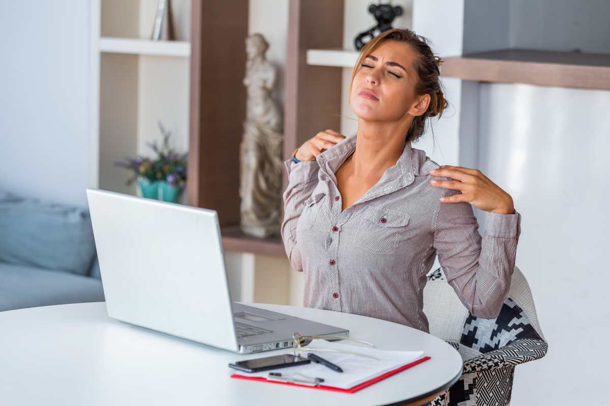 Correcteur de posture pour femme : Guide d'achat, test et avis